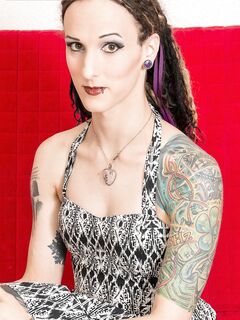 Femout Self Sucking Shauna