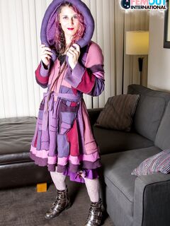 Femout Introducing Violet Sakura