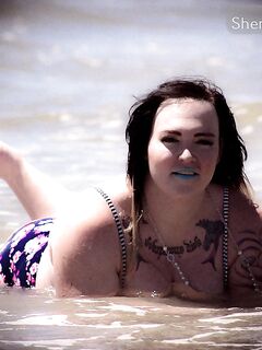 Beach Babe 3